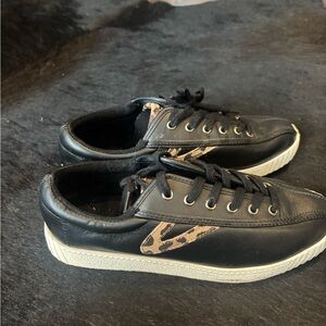 Tretorn Nylite Plus Black Sneakers with Leopard Print Detail